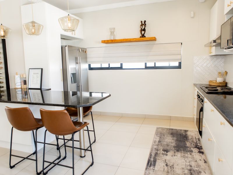 Apartment Rental Monthly In Windhoek - Photo 3
