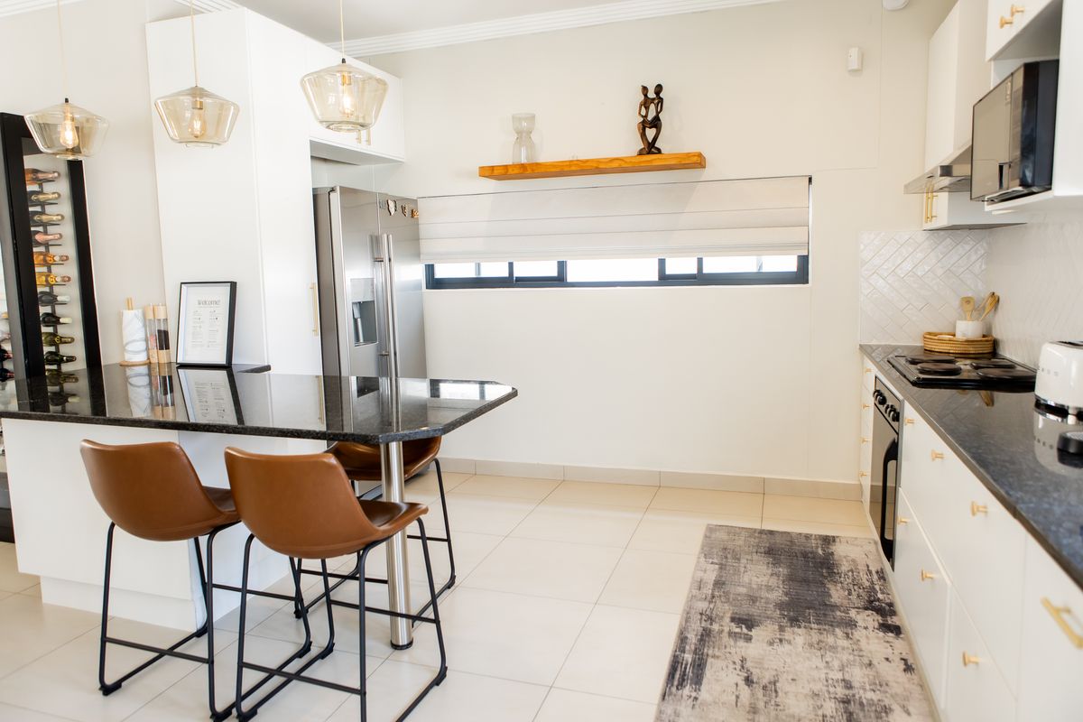 Apartment Rental Monthly In Windhoek - Photo 3