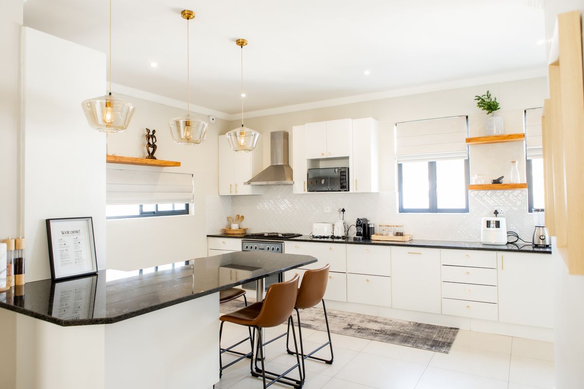 Apartment Rental Monthly In Windhoek - Photo 2