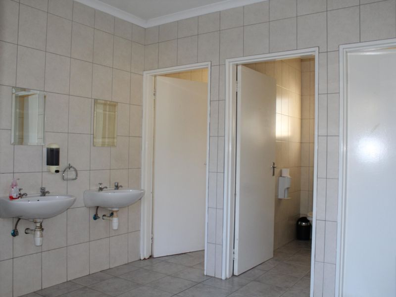 FOR SALE -VERSATILE PROPERTY - OKAHANDJA - Photo 8