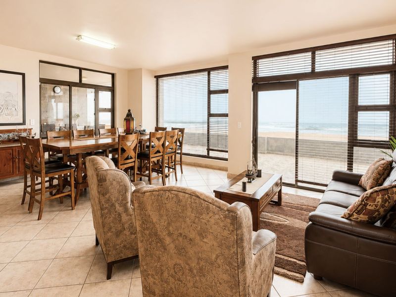 Exceptional Beachfront Home - Photo 2