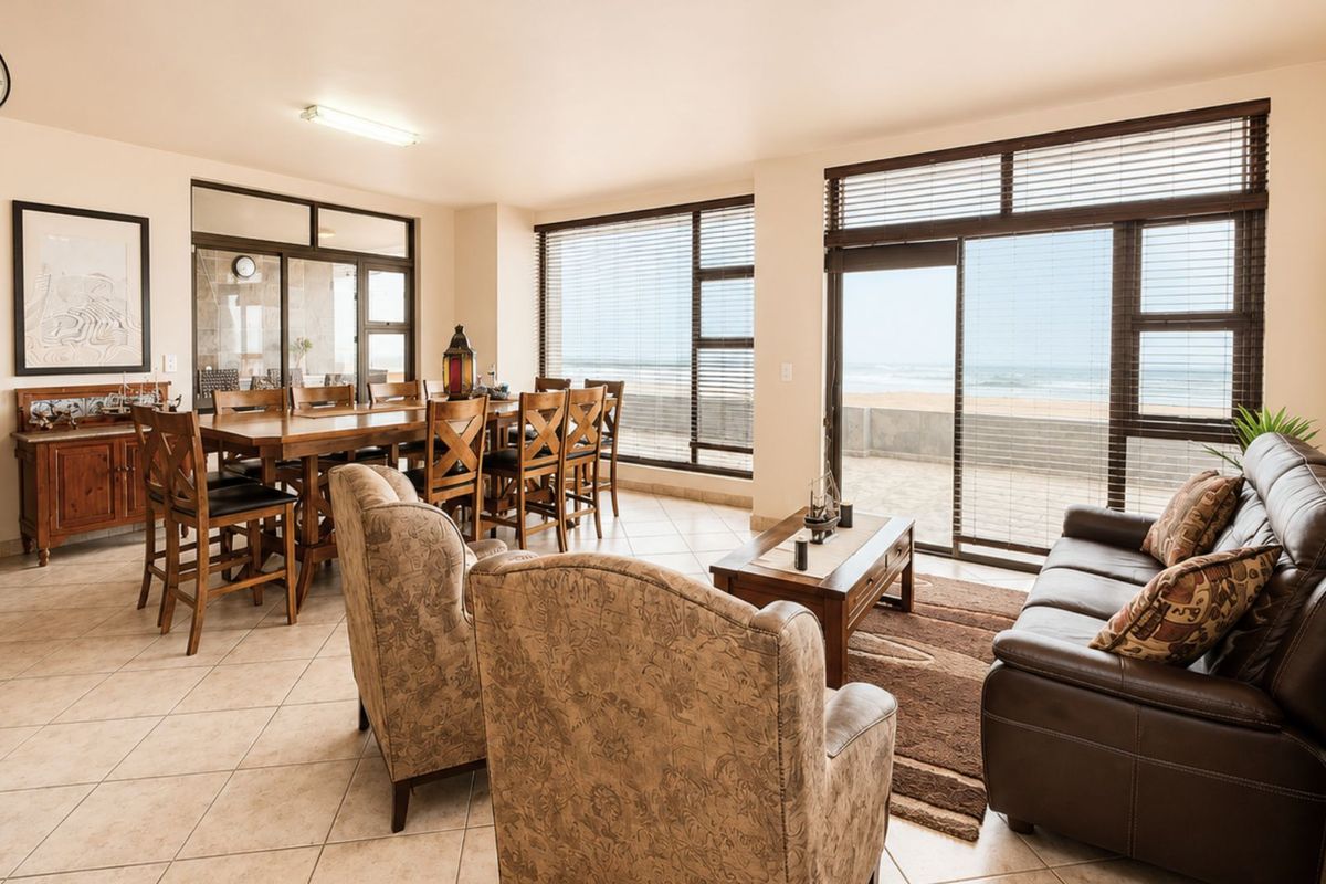 Exceptional Beachfront Home - Photo 2
