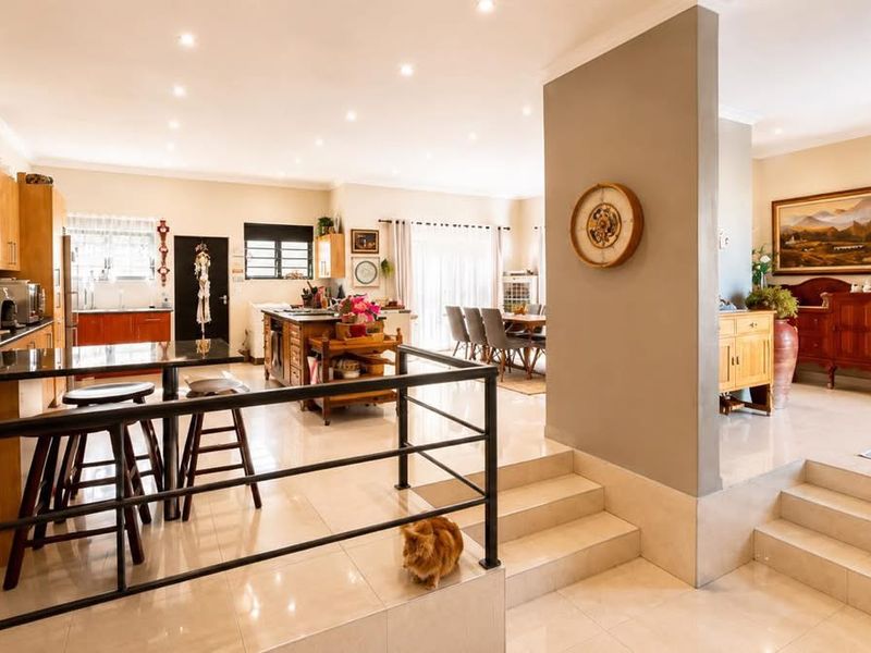 Freehold For Sale In Windhoek - Photo 2