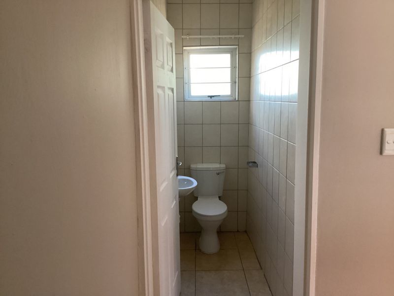 Townhouse  Below Valuation - Photo 8