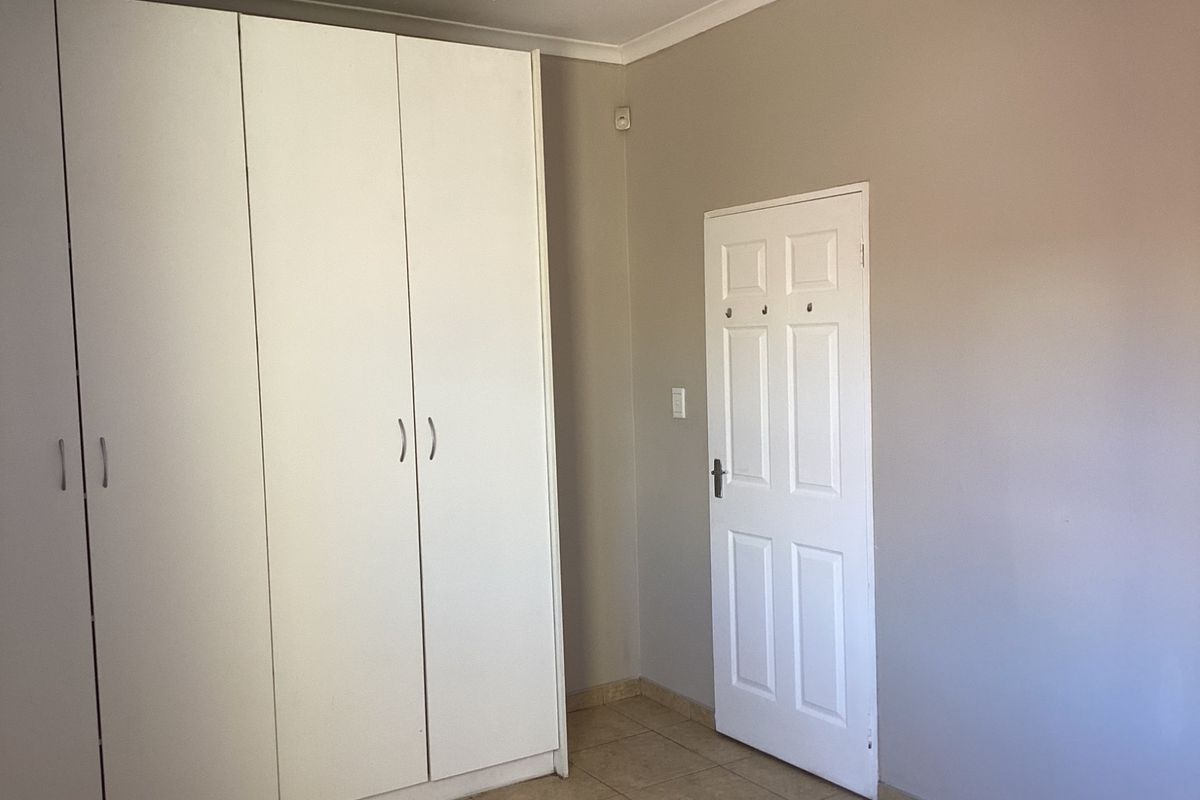Townhouse  Below Valuation - Photo 3