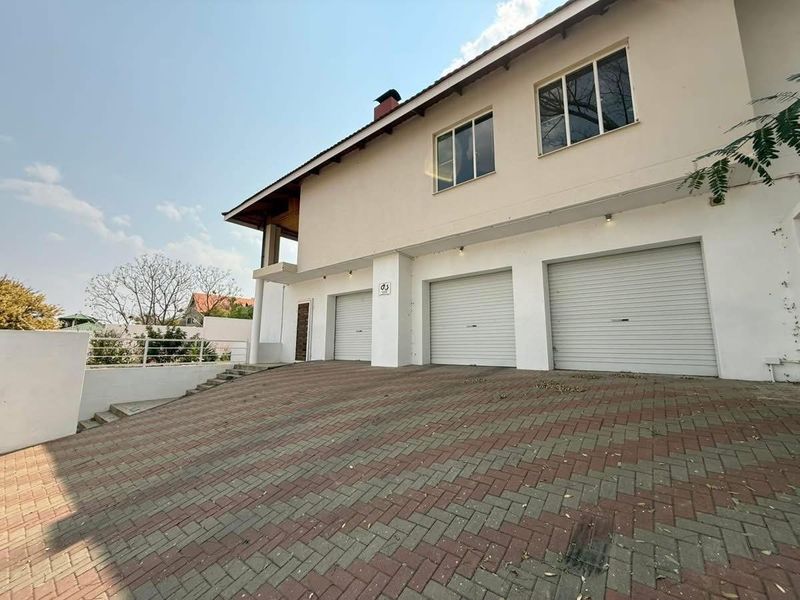 Freestanding For Sale In Windhoek - Photo 1