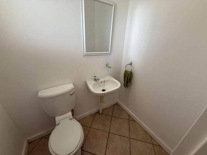 Freestanding For Sale In Windhoek - Photo 6