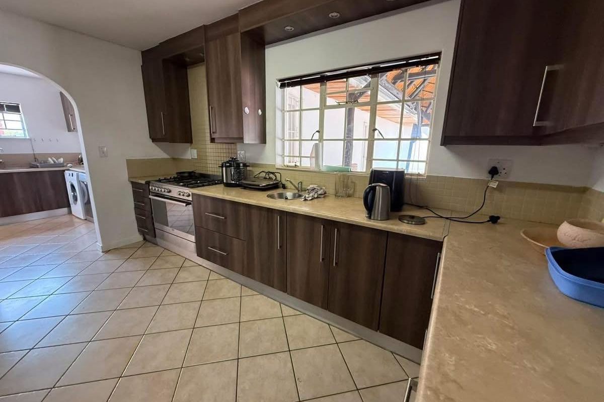 Freestanding For Sale In Windhoek - Photo 3