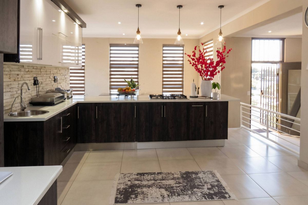 JUST LISTED! A STUNNING FAMILY HOME WITH SPECTACULAR MOUNTAIN VIEWS! - Photo 5