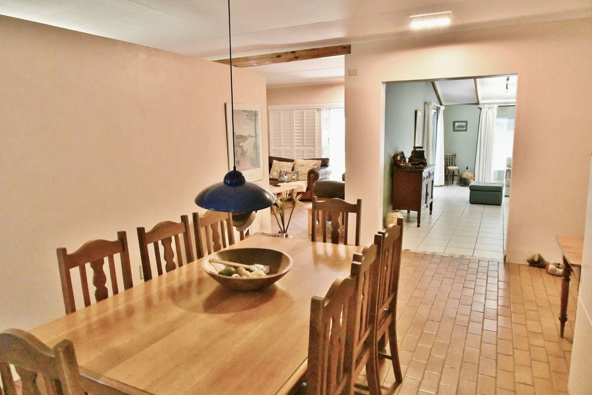A HOME WITH HEART, READY FOR YOUR STORY - Photo 5