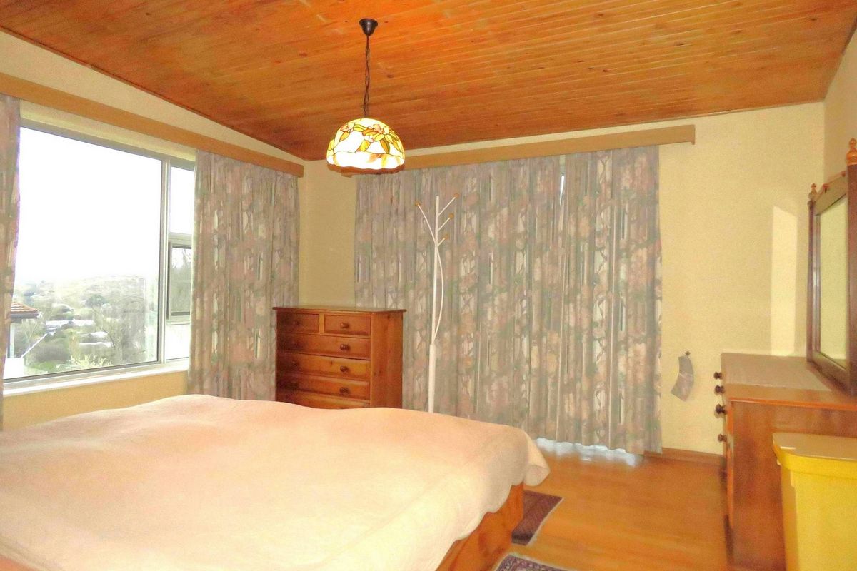 PROPERTY WITH BREATHTAKING VIEWS!! - Photo 3