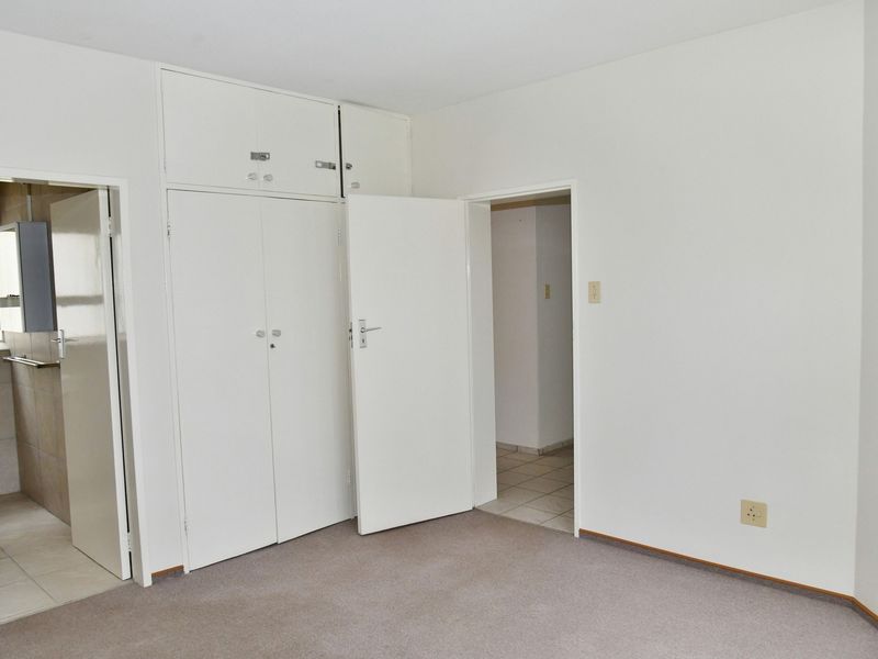 DIAMOND IN THE ROUGH! - Photo 7