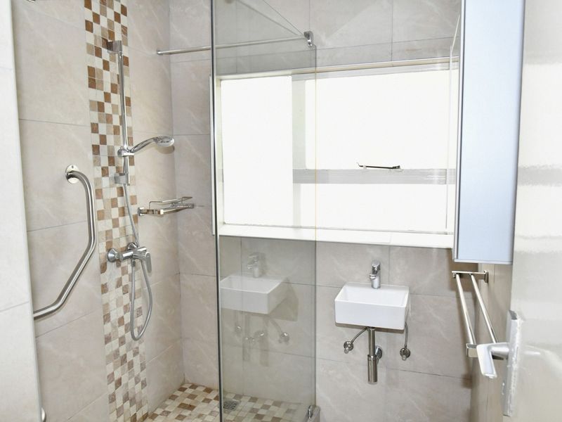 DIAMOND IN THE ROUGH! - Photo 9