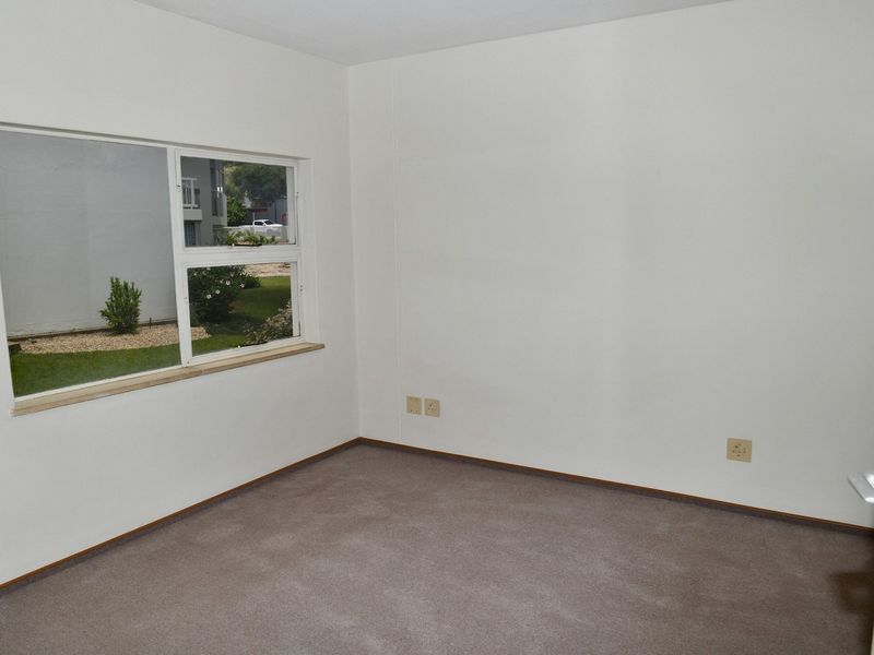 DIAMOND IN THE ROUGH! - Photo 8