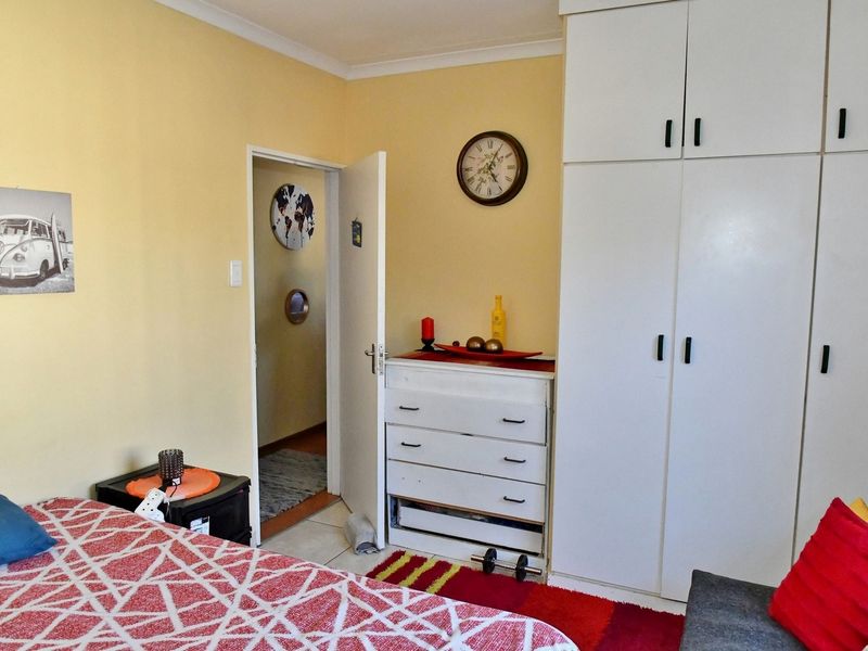 5-UNIT COMPLEX UP FOR GRABS - YOUR KEY TO PASSIVE INCOME SUCCESS!! - Photo 5