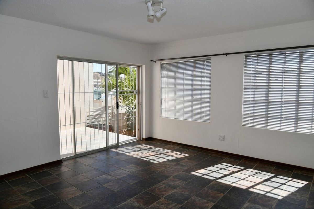 PLENTY OF CHARACTER – AFFORDABLE - MAKE ME YOURS! - Photo 4