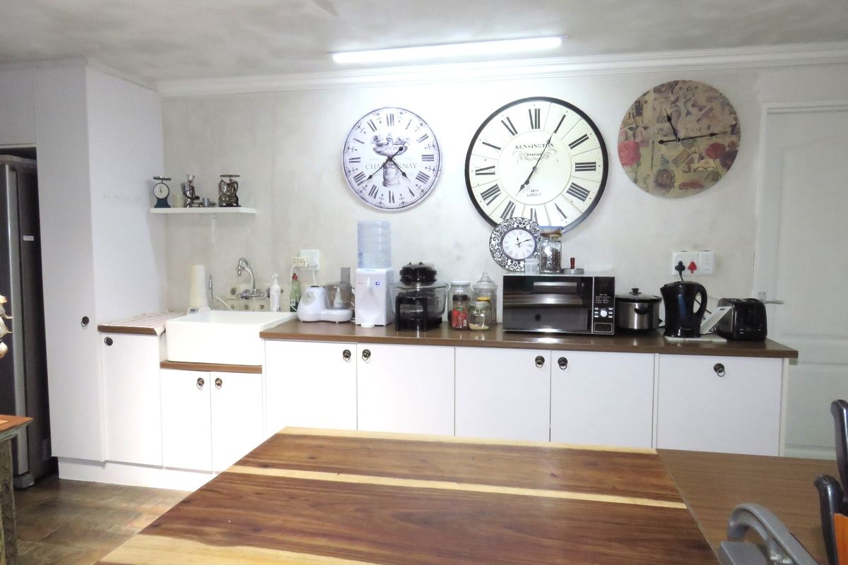 A RARE OPPORTUNITY IN A PRIME LOCATION - Photo 5