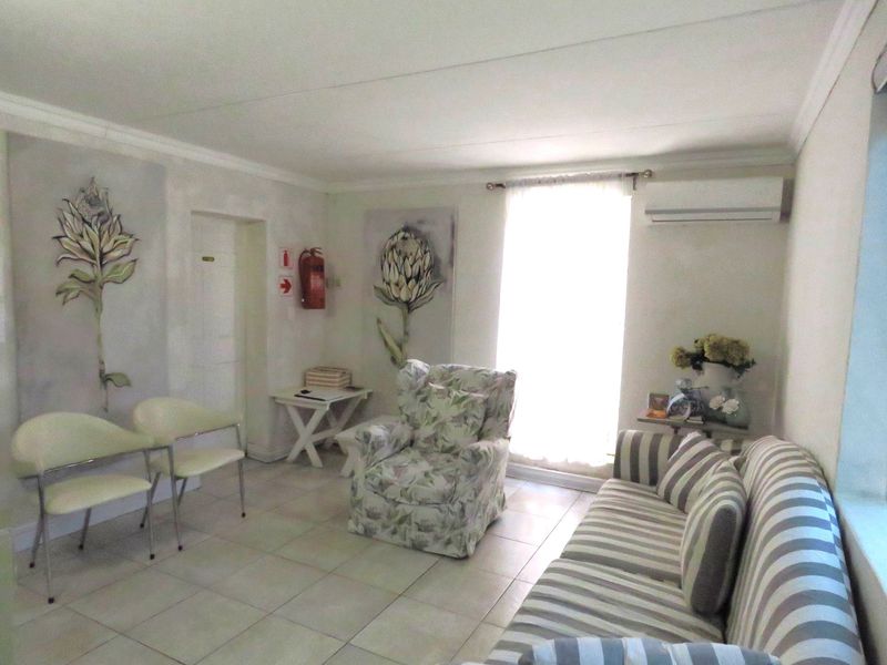 A RARE OPPORTUNITY IN A PRIME LOCATION - Photo 3