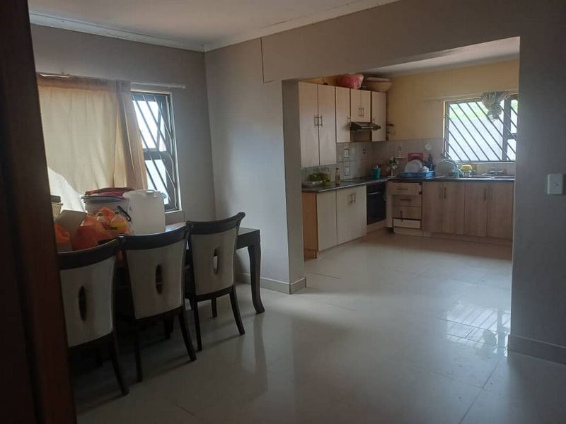 Spacious 4-Bedroom Family Haven in Tsumeb's Extension 4 - Photo 4