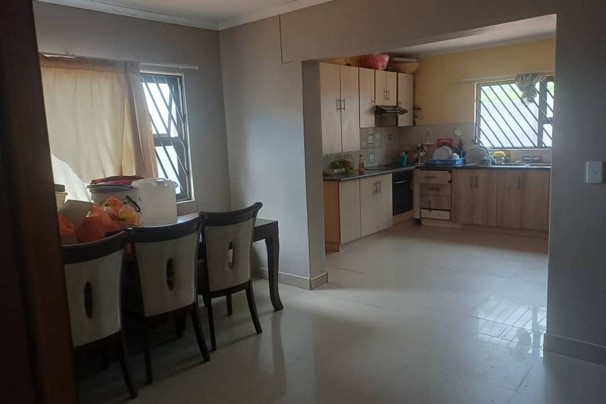 Spacious 4-Bedroom Family Haven in Tsumeb's Extension 4 - Photo 4