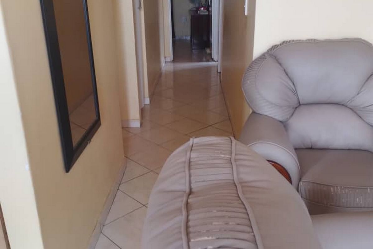 Prime 3 Bed Bargain in Okahandja Extension 9, Reduced to Sell Fast - Photo 4
