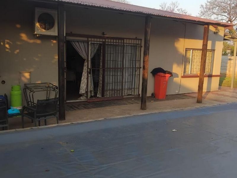 A 3-Bed Pool Home + Rental Flat in Tsumeb Town – Ultimate Family Retreat! - Photo 2