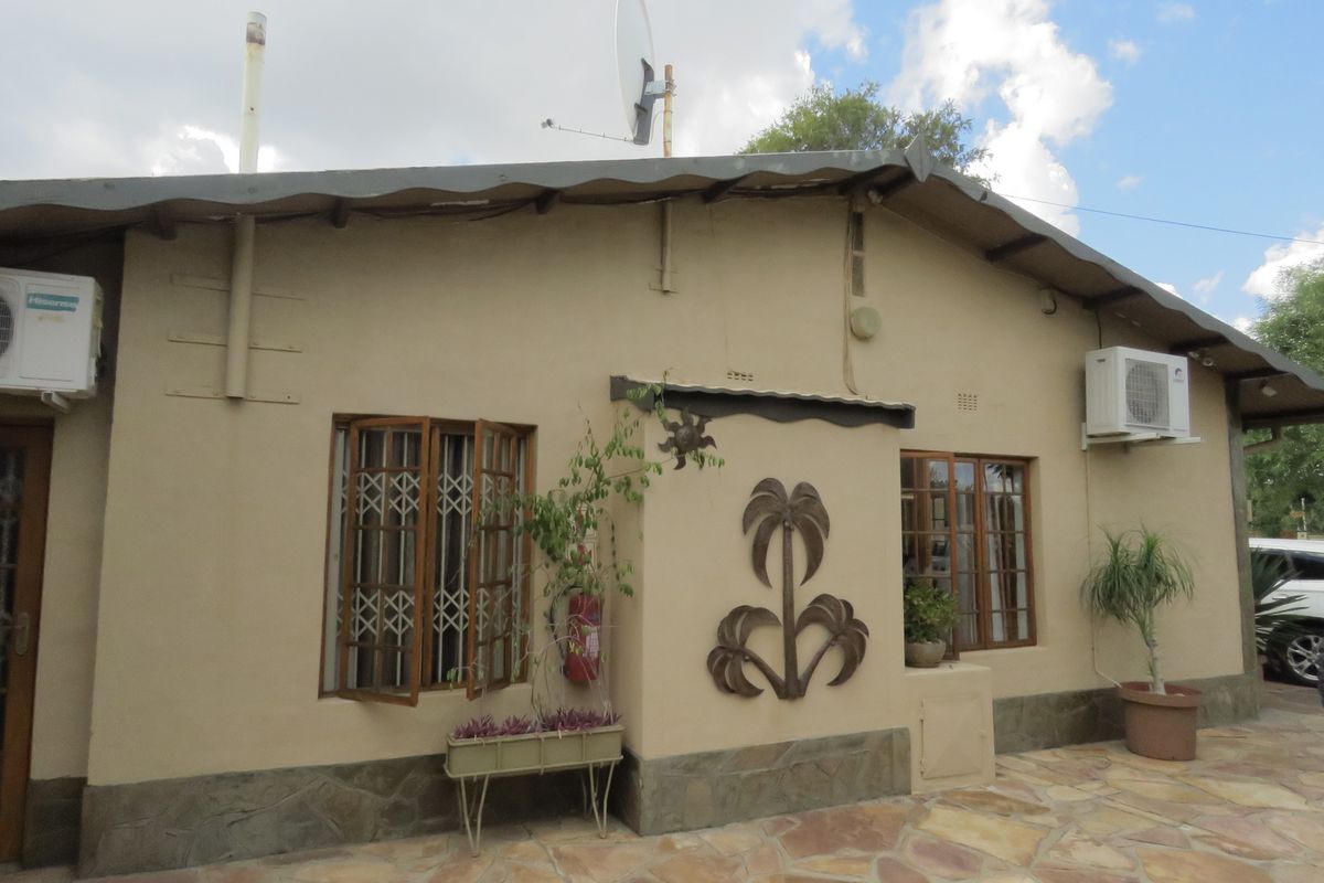 GUESTHOUSE FOR SALE – PRIME INVESTMENT OPPORTUNITY - Photo 4