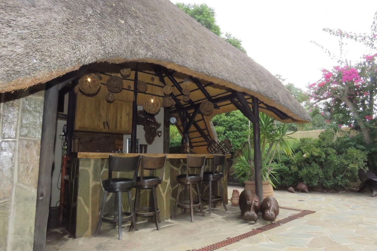 GUESTHOUSE FOR SALE – PRIME INVESTMENT OPPORTUNITY - Photo 2