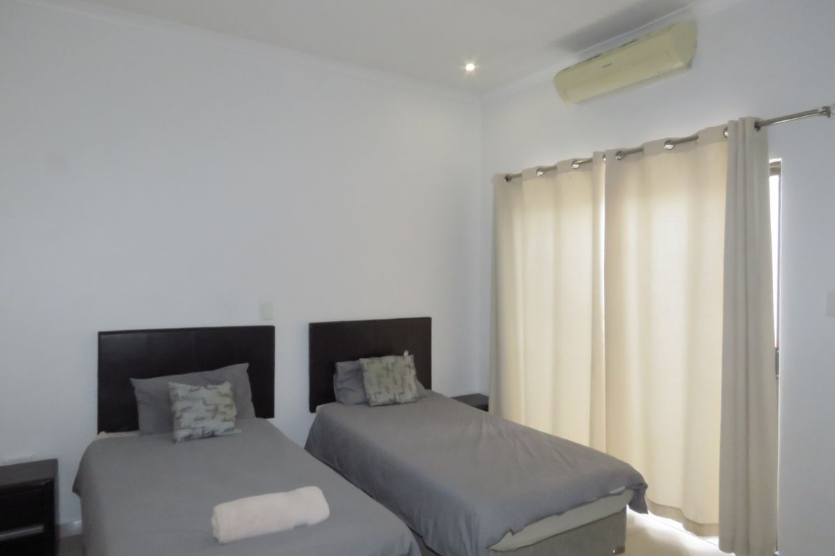 GUESTHOUSE INVESTMENT IN HOCHLANDPARK – EARN FROM DAY ONE! - Photo 4