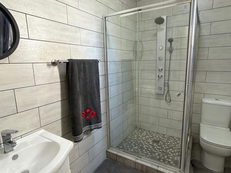 Freestanding For Sale In Windhoek - Photo 8