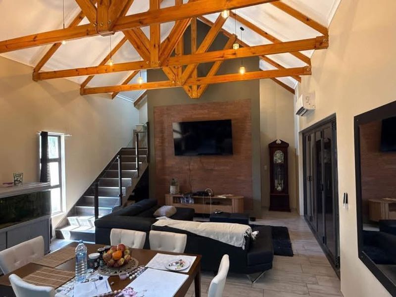 Freestanding For Sale In Windhoek - Photo 2