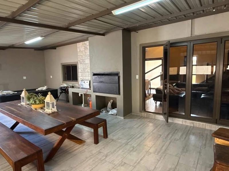 Freestanding For Sale In Windhoek - Photo 3