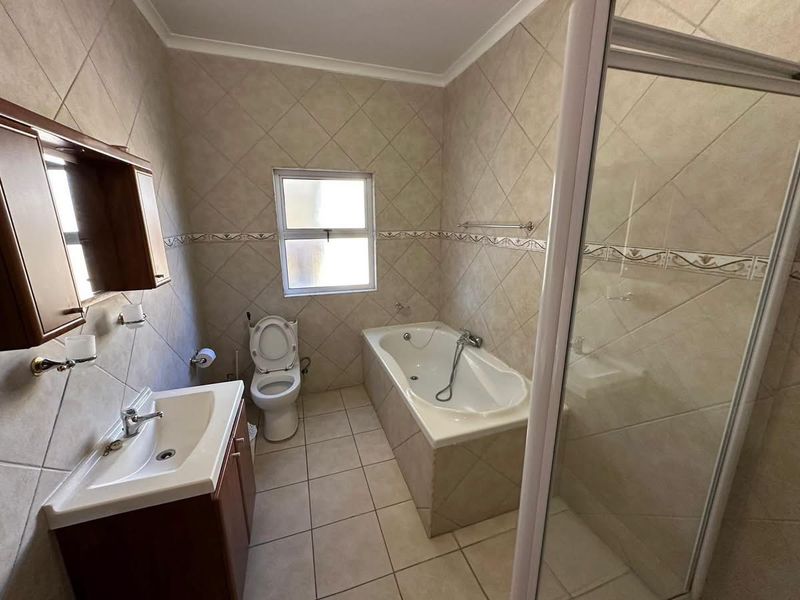Freestanding For Sale In Windhoek - Photo 10