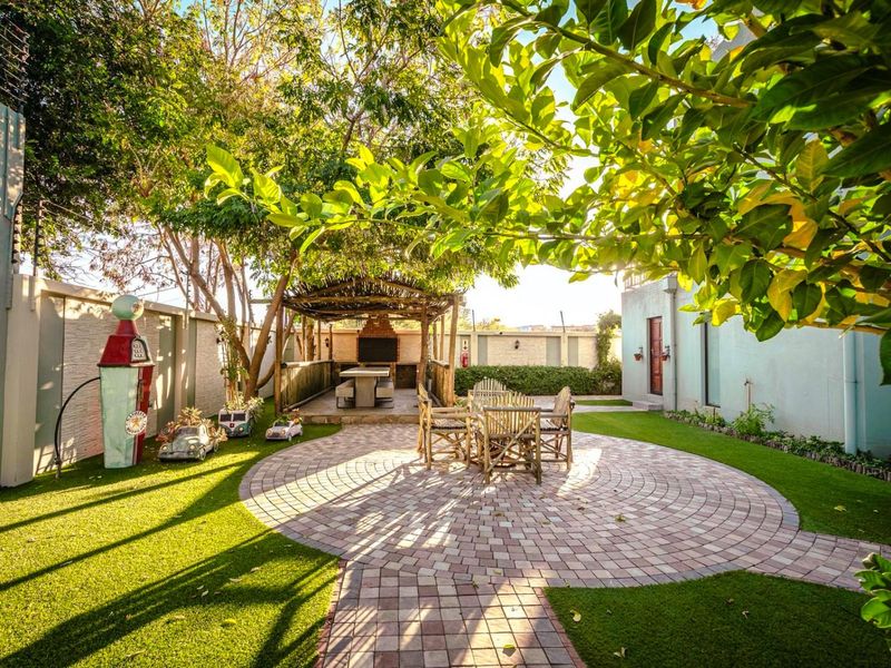 EROS - FOR SALE - EXTRAORDINAY GUESHOUSE & HOUSE - Photo 2