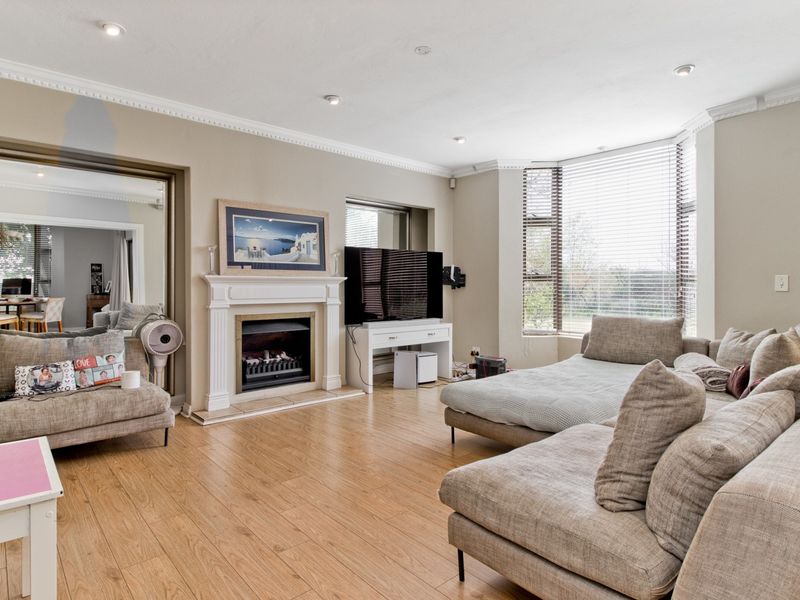 3 Bedroom Home for rent in Dainfern Golf Estate - Photo 6