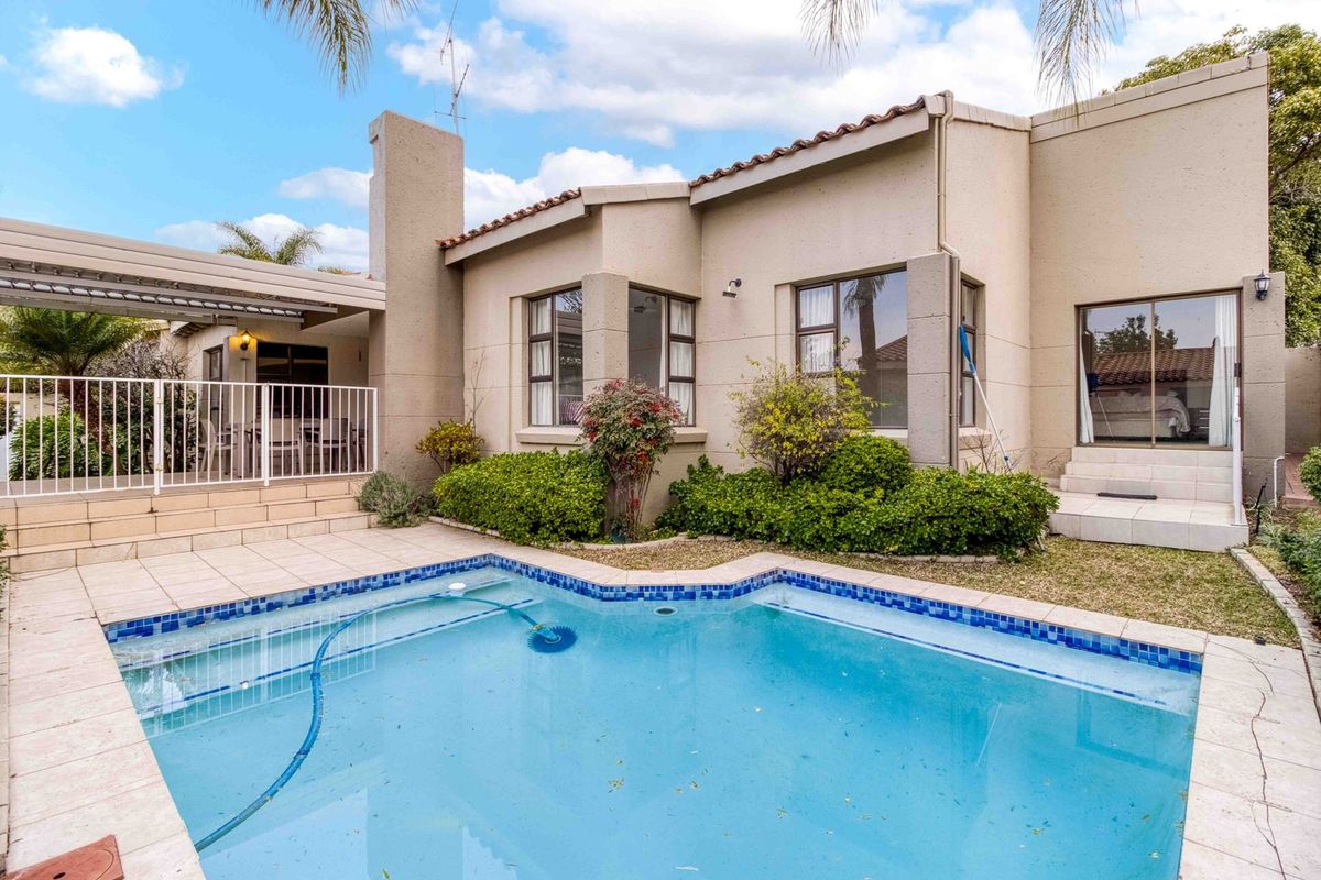 Three bedroom single-storey cluster home - Photo 2