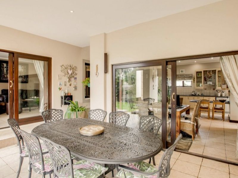 Three Bedroom Family Home for Rent in Dainfern Ridge - Photo 9