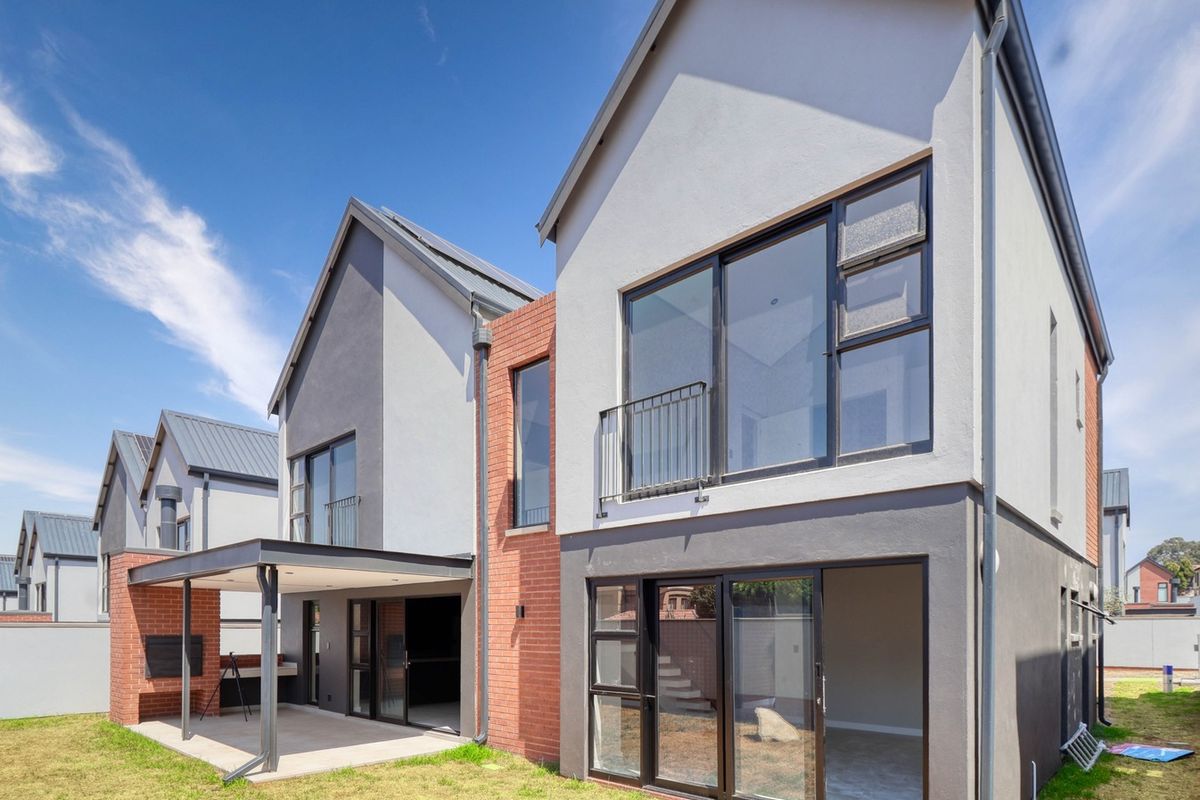 3-Bedroom Modern Luxury Cluster for Rent in Craigavon - Photo 2