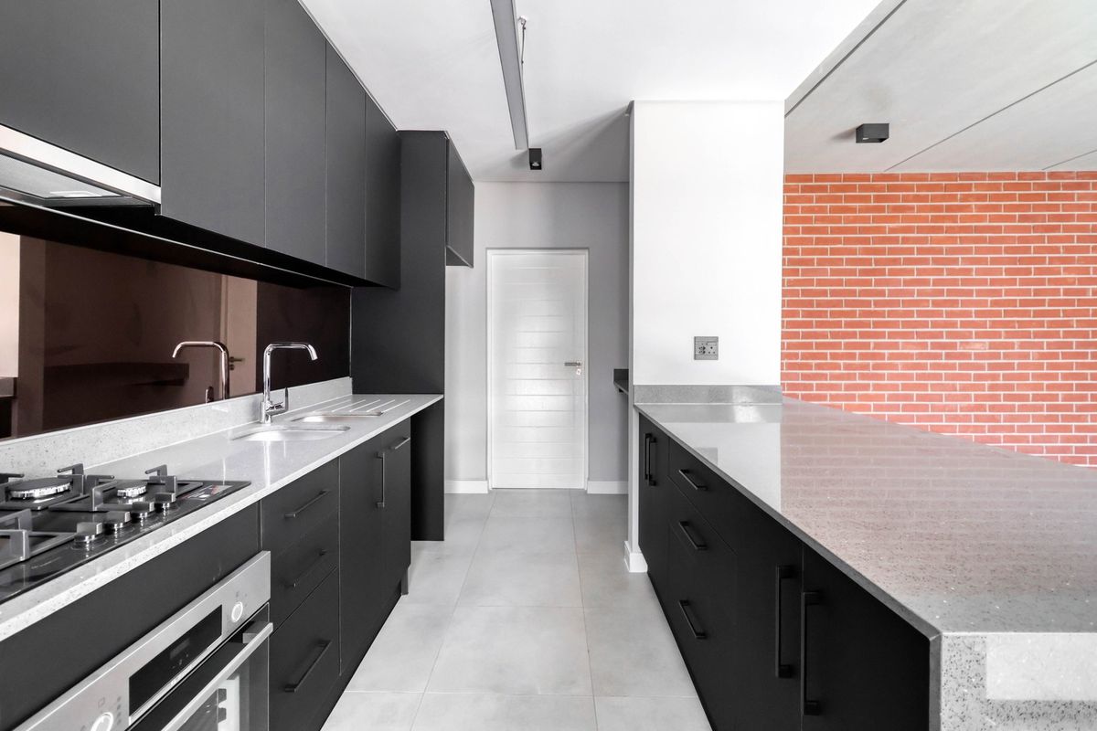 3-Bedroom Modern Luxury Cluster for Rent in Craigavon - Photo 3