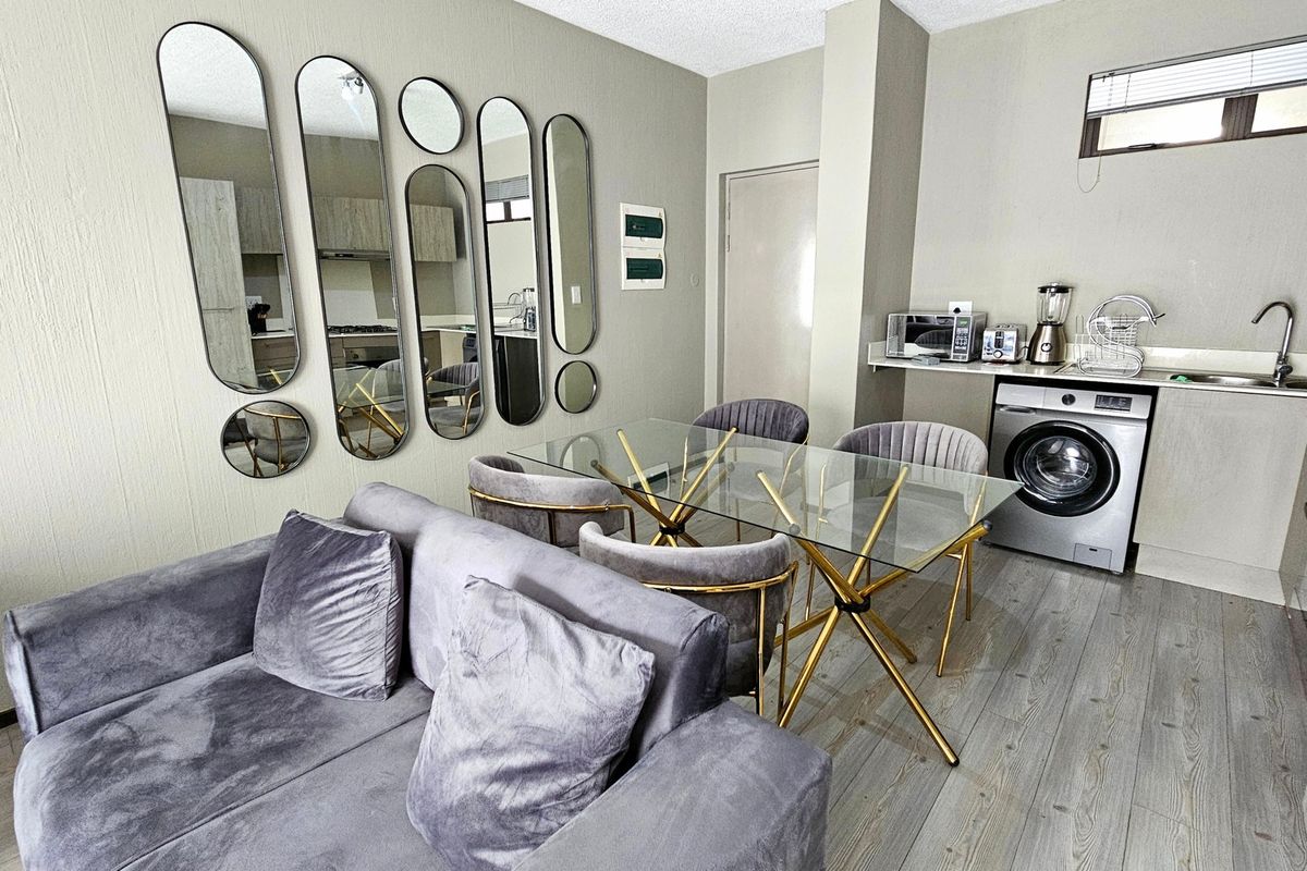 Secure lock up and go - FULLY FURNISHED - Photo 4