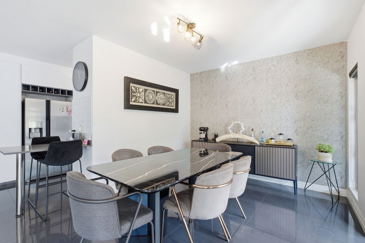 Gorgeous, charming and compact – fully furnished - Photo 5