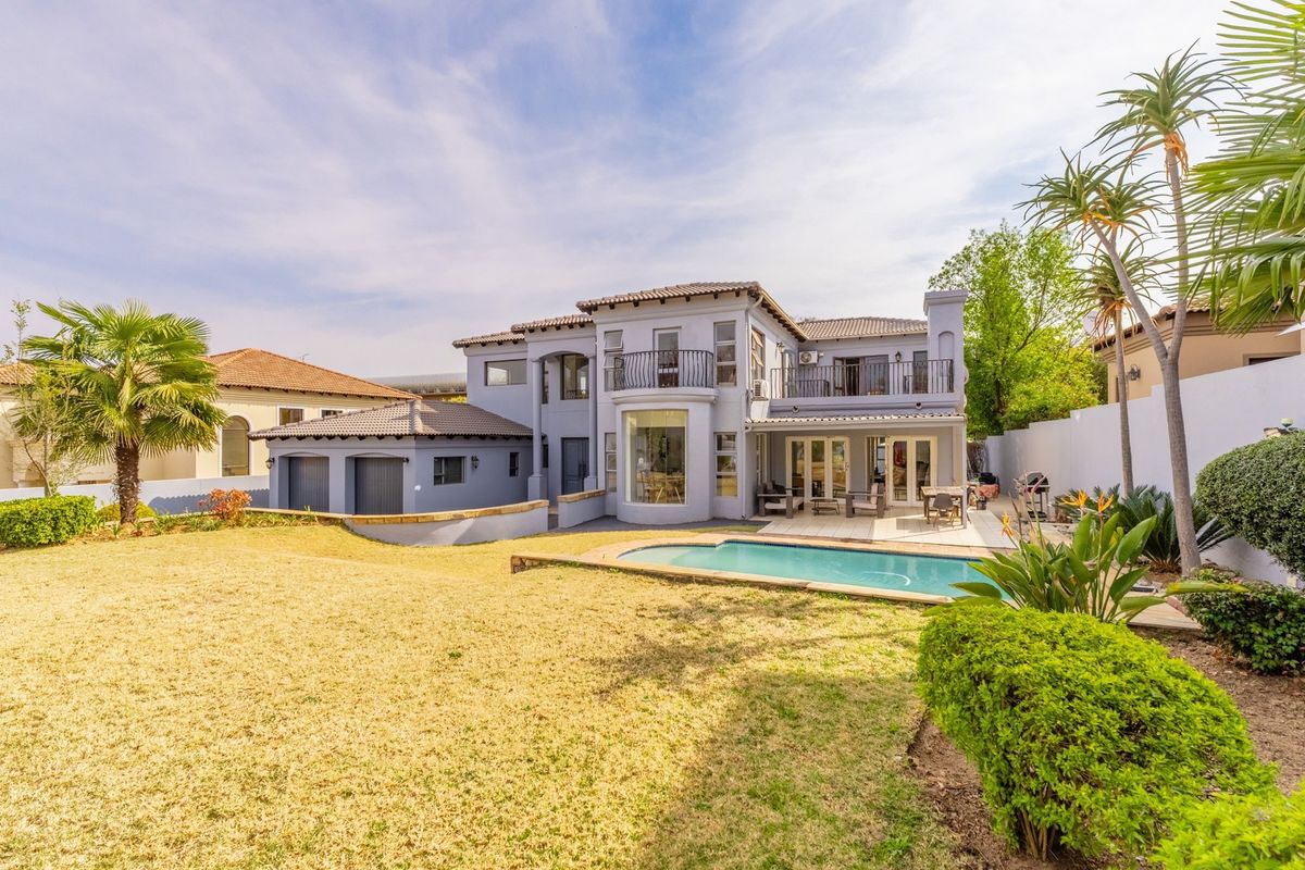 4-Bedroom Family Home in Dainfern Valley Estate - Photo 2