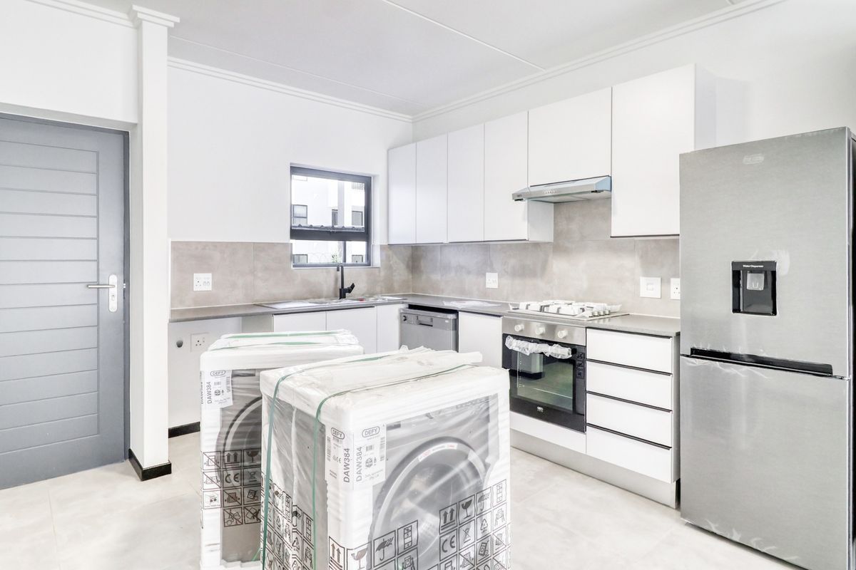 Brand new 2 Bedroom Ground-floor! - Photo 3