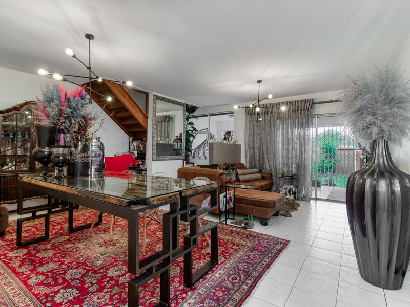 Welcome to this charming enclave nestled on the outskirts of Norscot Koppies. - Photo 2