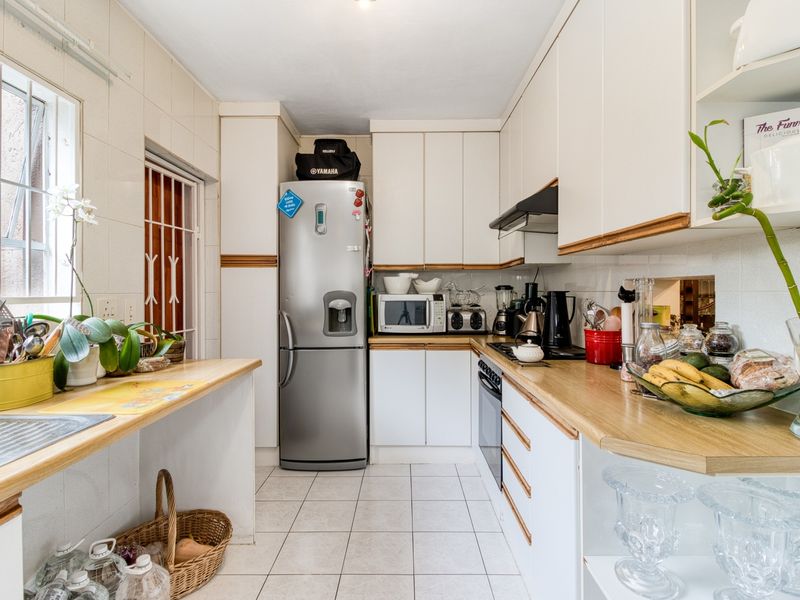 Welcome to this charming enclave nestled on the outskirts of Norscot Koppies. - Photo 6