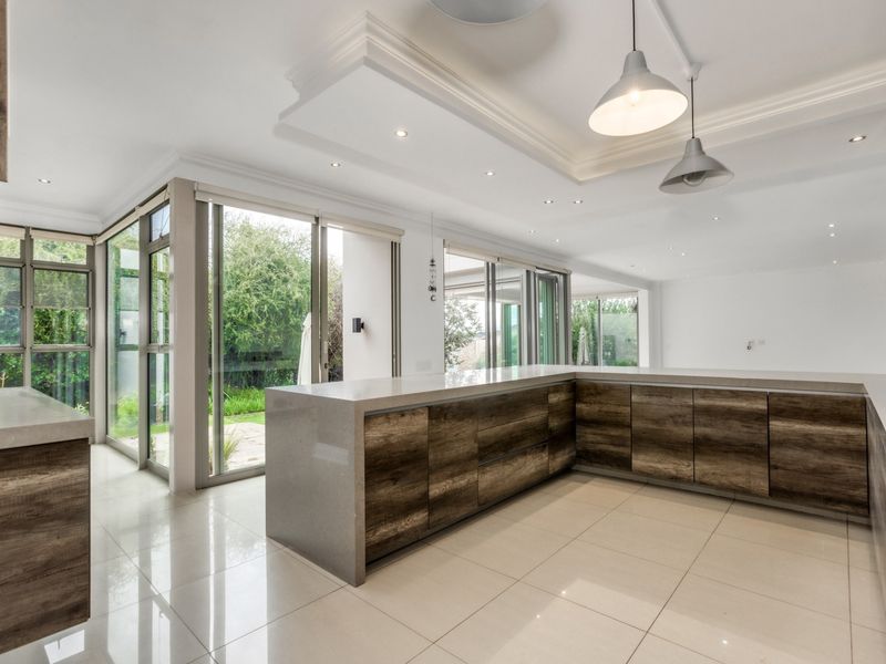 VIEW BY APPOINTMENT - Photo 6