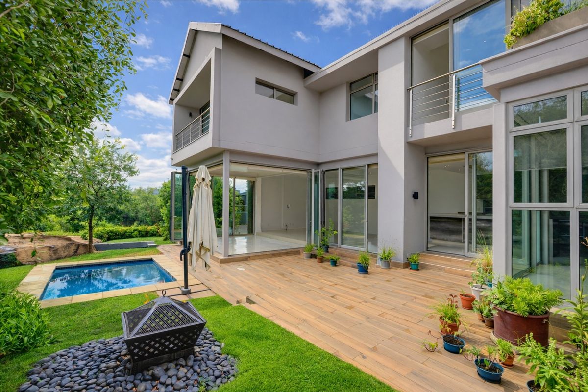 VIEW BY APPOINTMENT - Photo 3