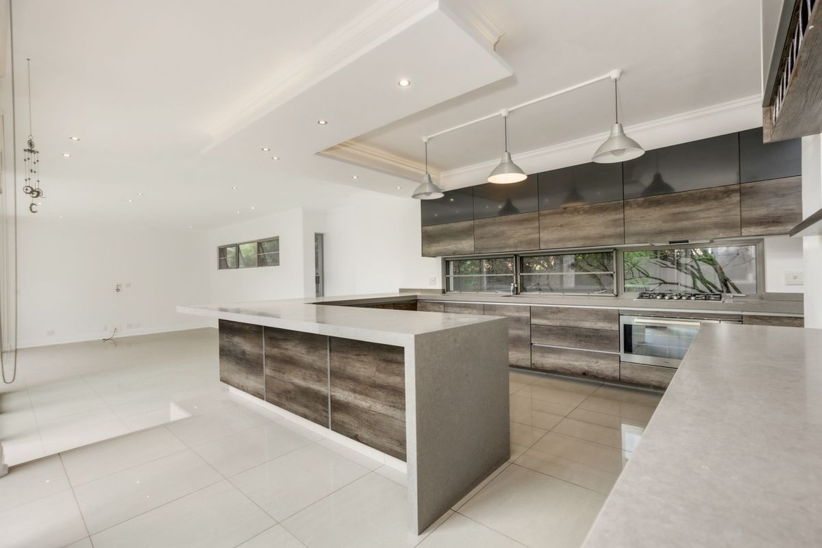 VIEW BY APPOINTMENT - Photo 5