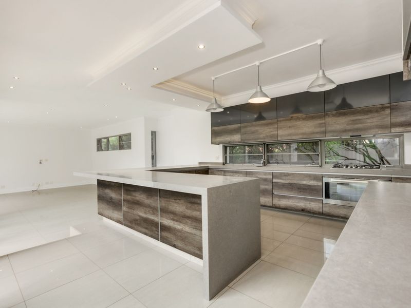 VIEW BY APPOINTMENT - Photo 5