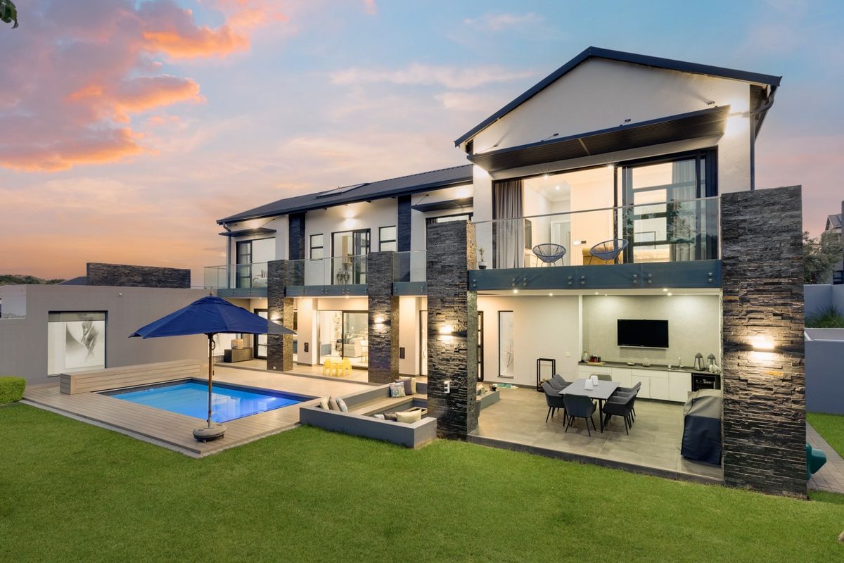 VIEW BY APPOINTMENT - Photo 3